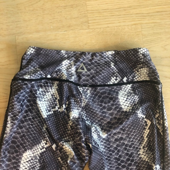 PRISMSPORT Legging - Picture 4 of 4